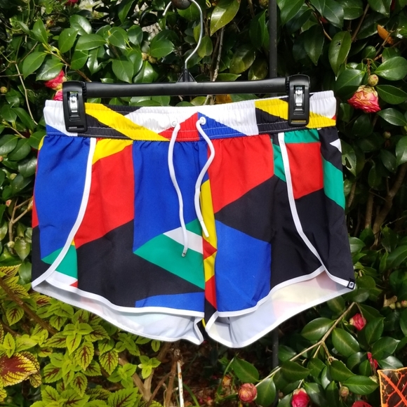 Fabletics Pants - Fabletics Geometric Running Shorts